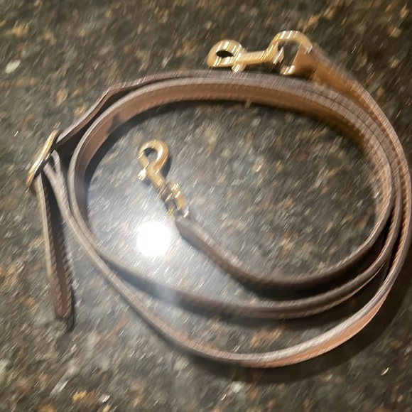 Luxury GUCCI BIEGE LEATHER TRIM WITH GG CANVAS THROUGHOUT IN EXCELLENT CONDITION - Picture 7 of 13